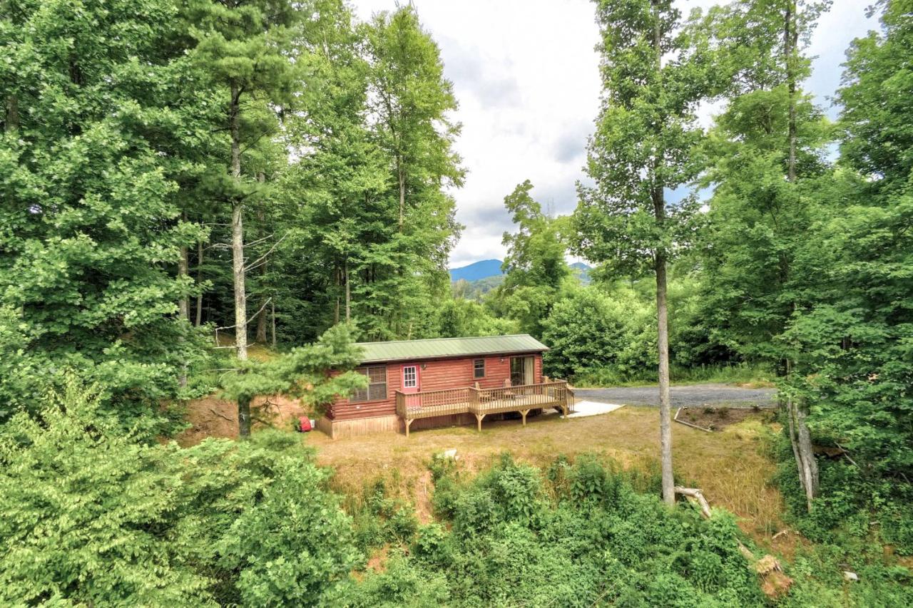 Quaint Log Cabin With Views Near West Jefferson Warrensville Екстериор снимка